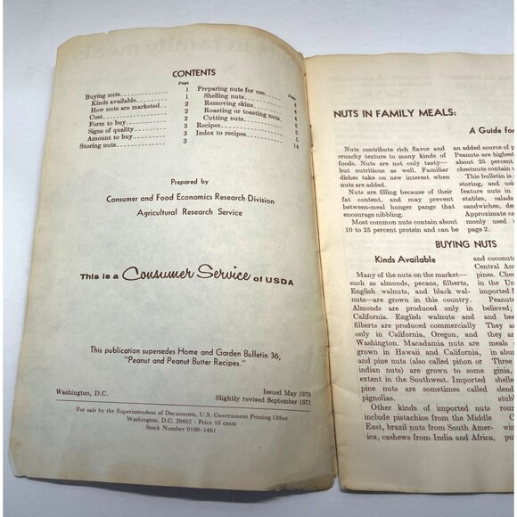 1971 USDA Consumer Guide Nuts in Family Meals Vtg Recipe Booklet Bulletin 176 - Picture 2 of 9